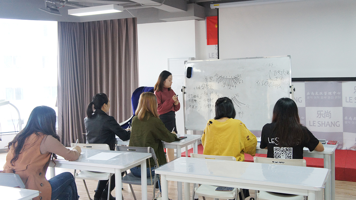 深圳乐尚学校第1期培训现场