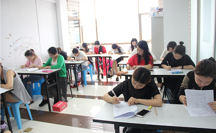 成都成妆学校第8期培训现场